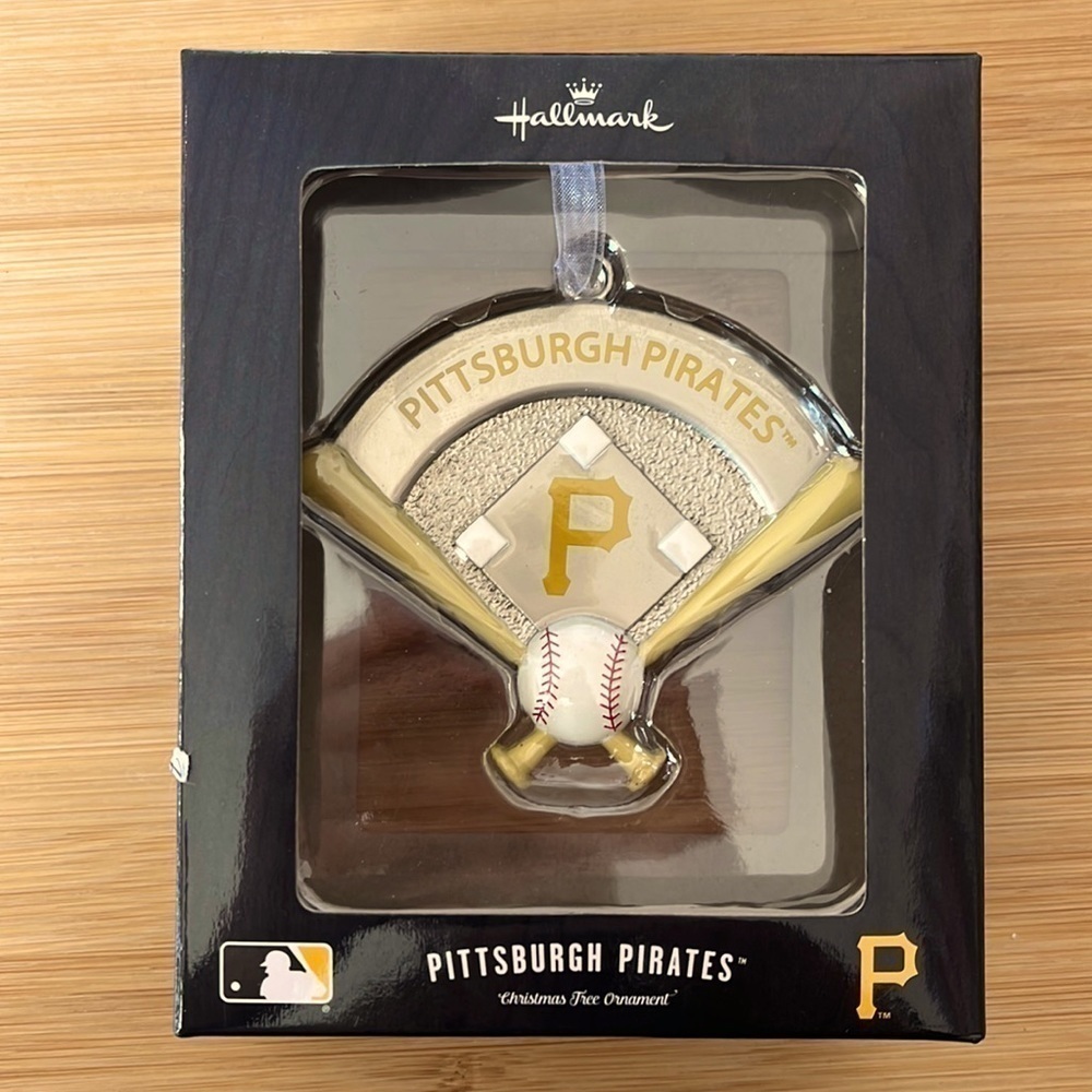 Brand New Hallmark Pittsburgh Pirates Baseball MLB Metal Christmas Ornament